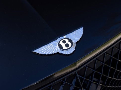 New 2025 Bentley Bentayga image 17