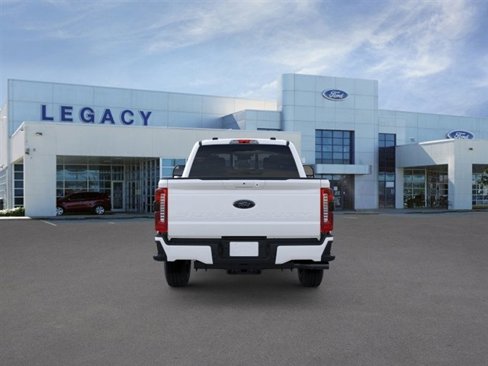 New 2026 Ford F250 4x4 Crew Cab Super Duty image 5