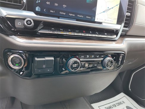 Used 2024 Chevrolet Silverado 1500 LT image 24