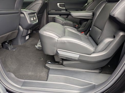 New 2025 Ford Expedition Max Platinum w/ Stealth Appearance Package image 29