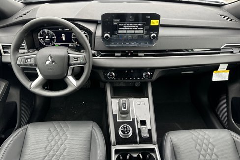New 2025 Mitsubishi Outlander SEL image 11