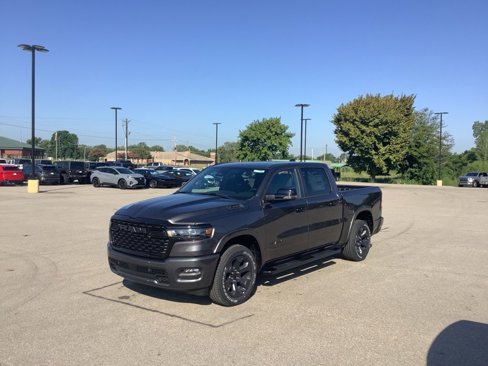 New 2026 RAM 1500 4x4 Crew Cab image 3