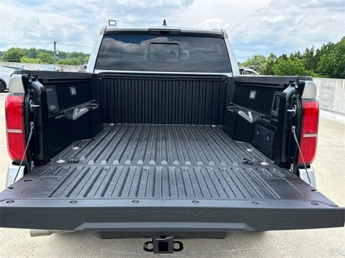 New 2025 Toyota Tacoma TRD Off-Road image 6