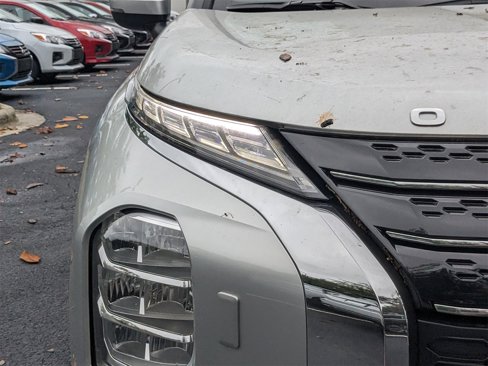 New 2025 Mitsubishi Outlander ES image 10