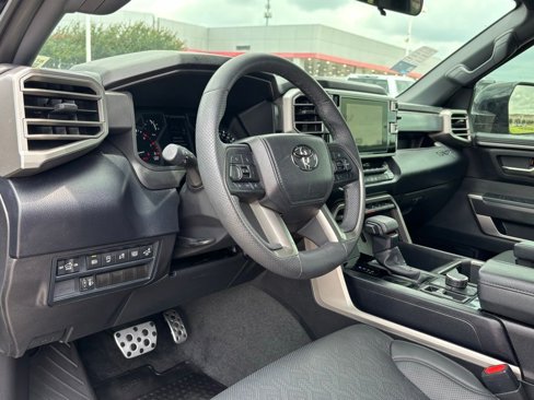 Used 2025 Toyota Tundra SR5 image 11