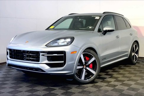 New 2026 Porsche Cayenne GTS image 1