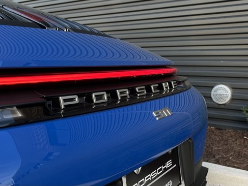 Used 2025 Porsche 911 Carrera image 7