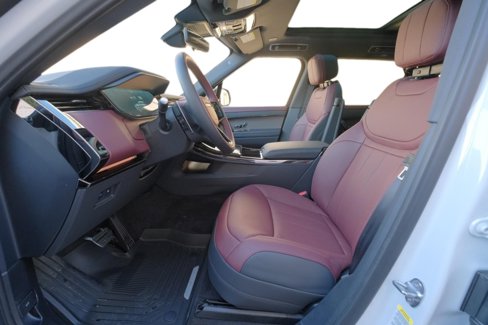 New 2025 Land Rover Range Rover Sport Dynamic SE image 12