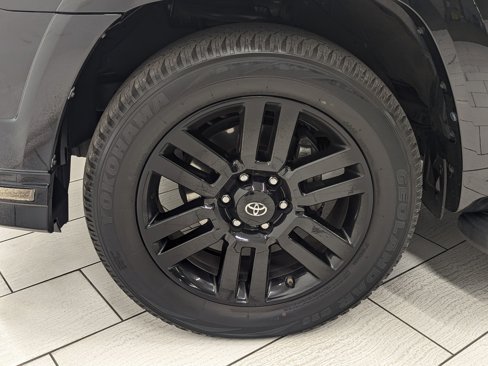 Used 2021 Toyota 4Runner Nightshade image 10