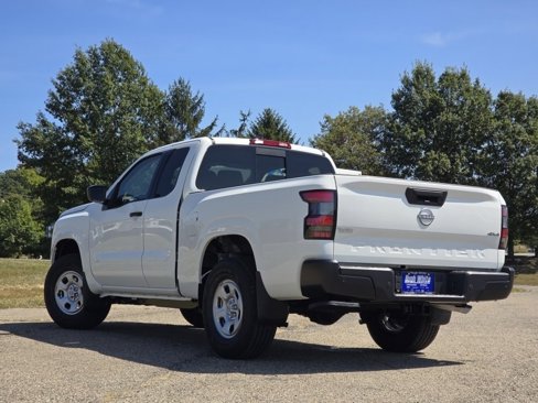 New 2026 Nissan Frontier S image 7