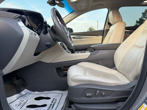 Used 2020 Cadillac XT5 Premium Luxury image 18