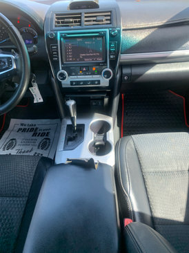 Used 2014 Toyota Camry SE image 11
