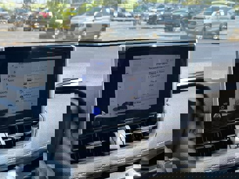 Used 2024 Toyota RAV4 XLE image 21
