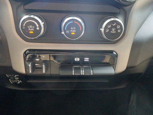 Used 2023 RAM 2500 Big Horn w/ Level 1 Equipment Group image 27