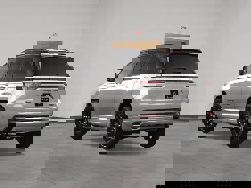 New 2025 Jeep Grand Cherokee Summit image 4