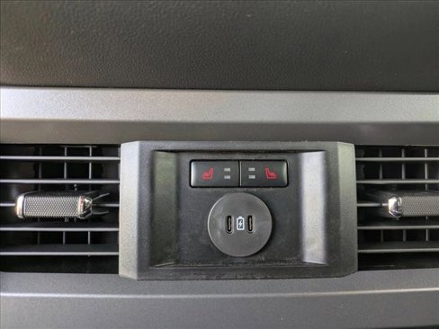 New 2025 Ford F250 Lariat w/ Black Appearance Package image 16