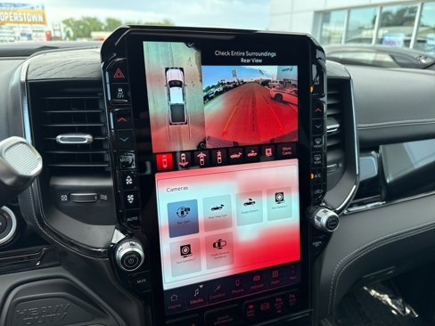 New 2025 RAM 3500 Limited image 24