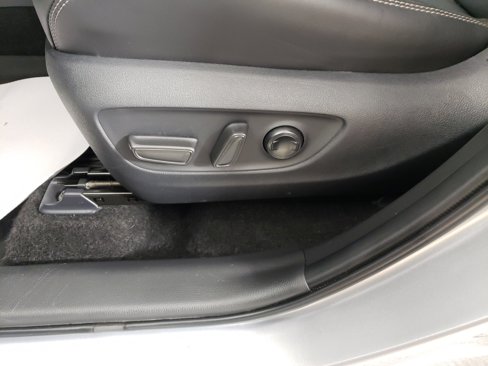 Used 2024 Toyota RAV4 XLE Premium image 11