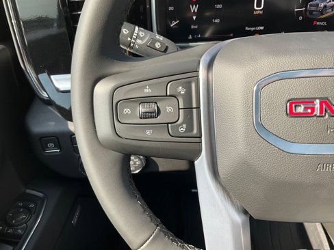 New 2026 GMC Sierra 3500 SLT image 5