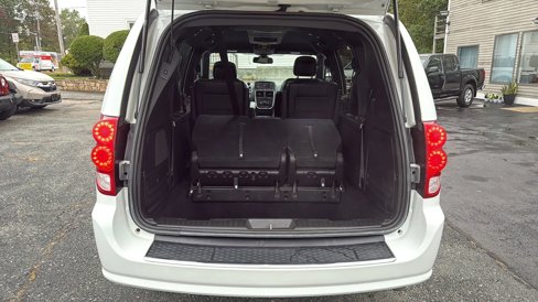 Used 2019 Dodge Grand Caravan GT image 16