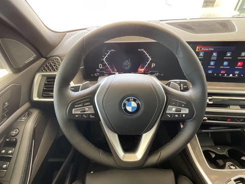 New 2026 BMW X5 xDrive50e image 15
