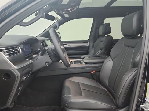New 2025 Jeep Wagoneer L Series II w/ Premium Group I image 19