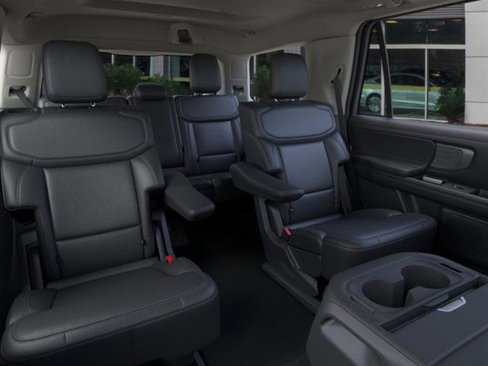 New 2025 Ford Expedition Platinum image 11