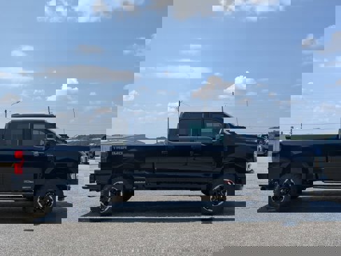 New 2026 Ford F250 Platinum image 2
