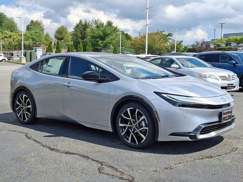 New 2026 Toyota Prius Plug-In Hybrid image 2
