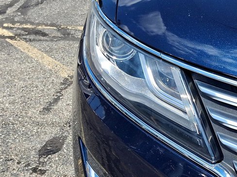 Used 2017 Lincoln MKC Reserve w/ Lincoln MKC Climate Package image 12