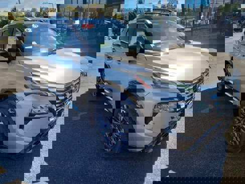 New 2026 Nissan Rogue Platinum image 2