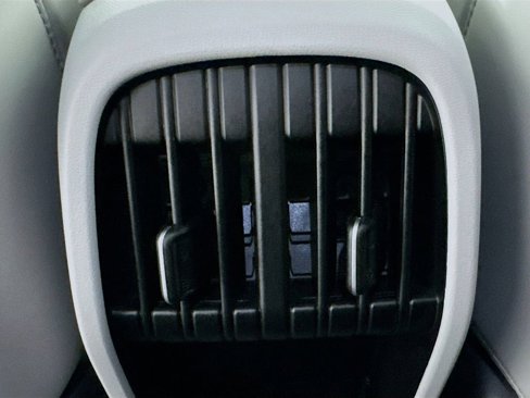 Certified 2024 Hyundai Kona Limited image 28