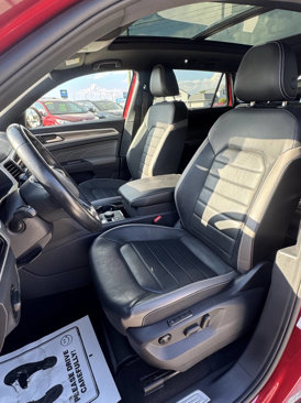Used 2022 Volkswagen Atlas Cross Sport SEL Premium R-Line image 18