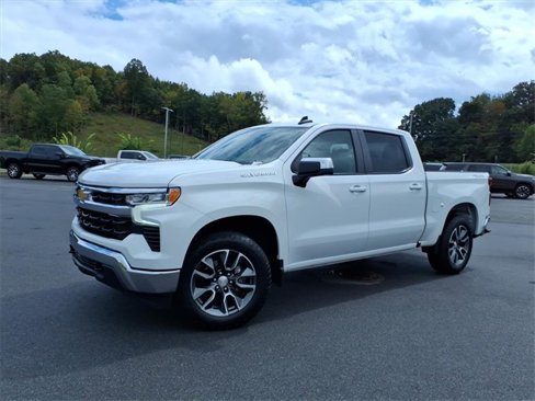 Used 2023 Chevrolet Silverado 1500 LT image 1