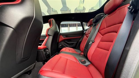 Used 2023 Porsche Taycan 4S image 15