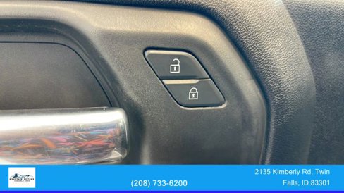 Used 2023 GMC Sierra 2500 Pro w/ Gooseneck/5TH Wheel Package image 16