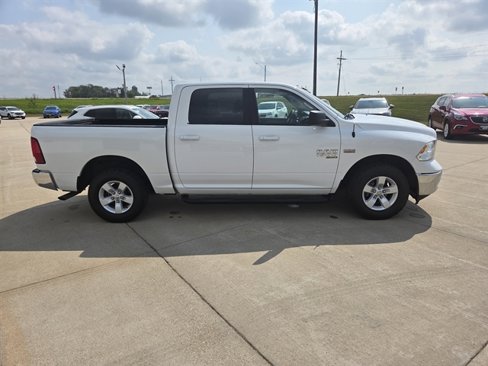 Used 2021 RAM 1500 Classic SLT image 2