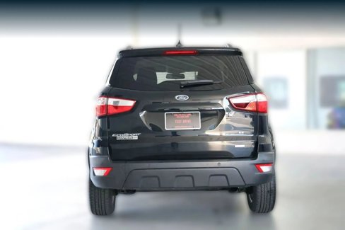 Used 2019 Ford EcoSport SE w/ SE Convenience Package image 4