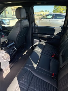 Used 2023 Ford F150 Lariat w/ Equipment Group 502A High image 8