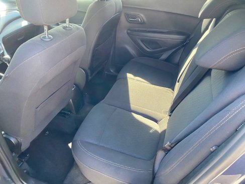 Used 2019 Chevrolet Trax LS w/ Tint and Cruise Package image 10