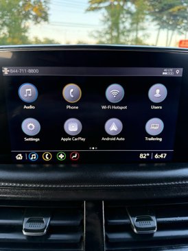 Used 2021 Chevrolet Suburban LT image 17