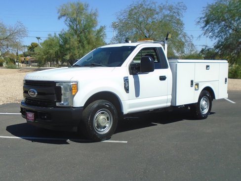 Used 2017 Ford F250 XL image 1
