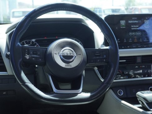 Used 2023 Nissan Rogue SL w/ SL Premium Package image 31