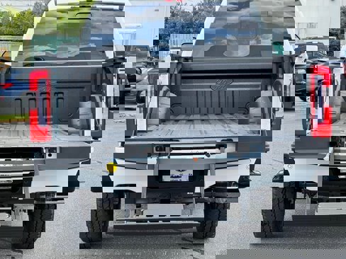 New 2025 Ford F250 Platinum image 22