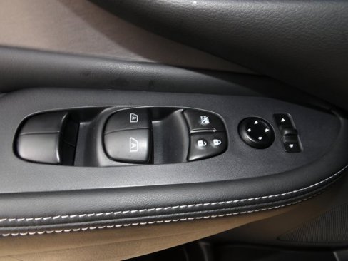 Certified 2024 Nissan Murano SV w/ SV Midnight Edition Package image 27