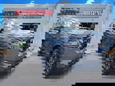 New 2025 Nissan Pathfinder SL image 1