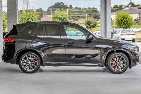 Used 2022 BMW X5 xDrive40i w/ M Sport Package image 55