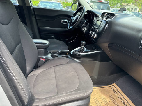 Used 2019 Kia Soul image 20