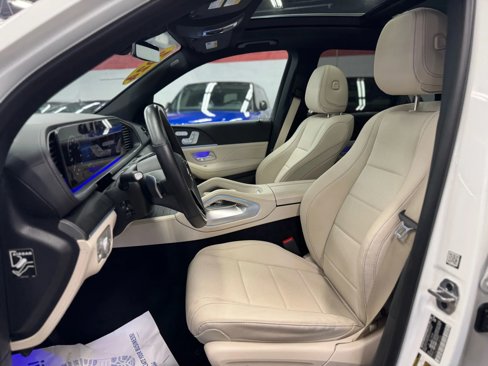 Used 2024 Mercedes-Benz GLE 350 4MATIC image 11