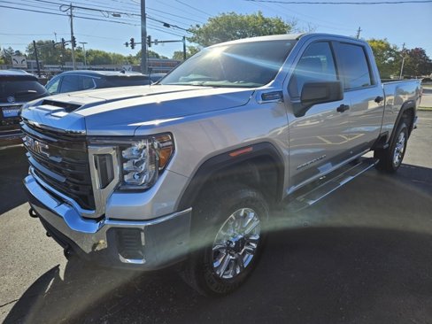 Used 2022 GMC Sierra 2500 Pro w/ Convenience Package image 3